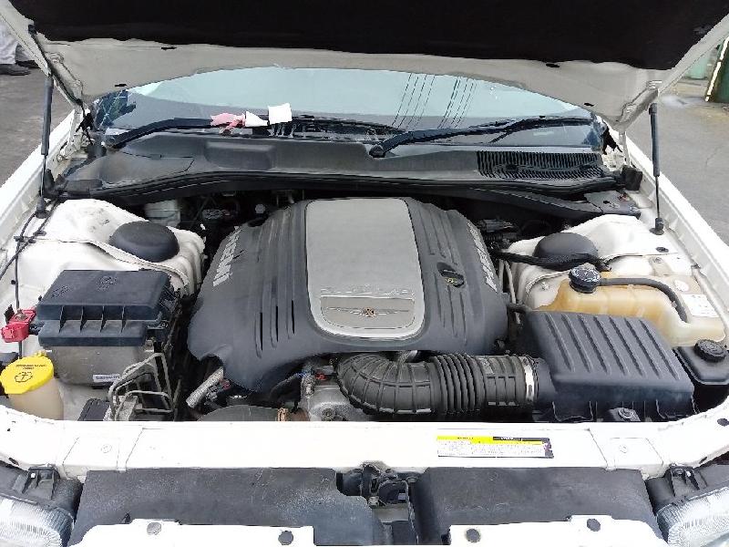 Chrysler 300C - 05-10