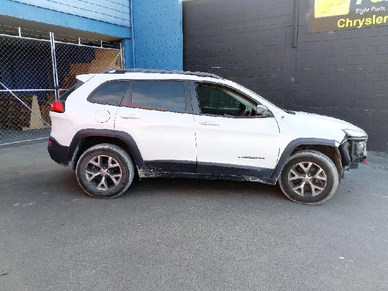 Jeep Cherokee - KL 13-