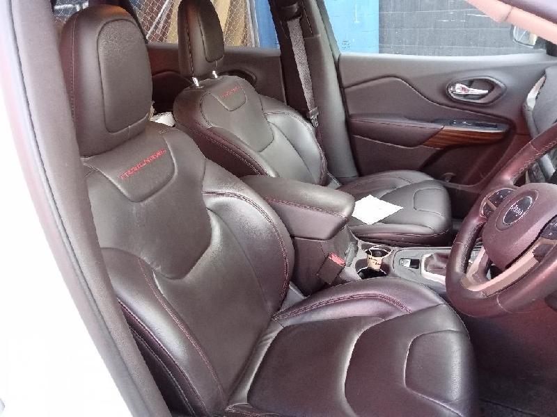 Jeep Cherokee - KL 13-