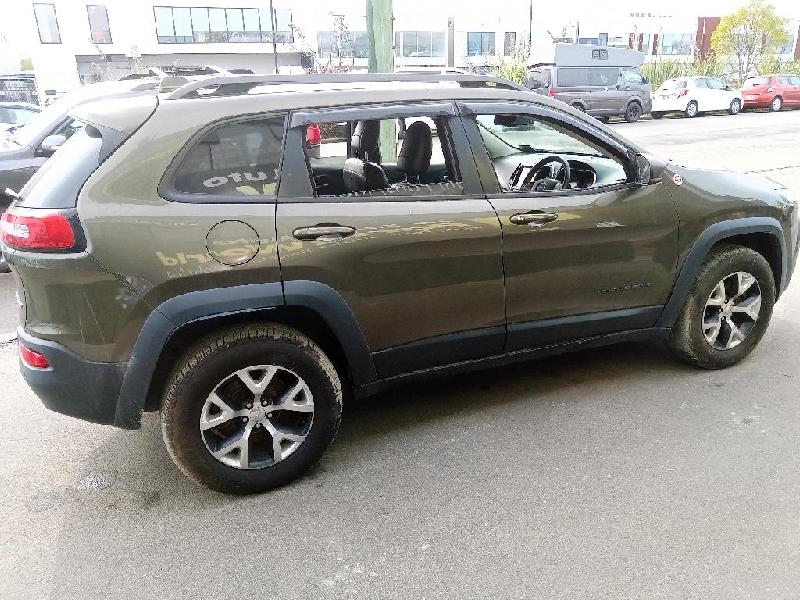 Jeep Cherokee - KL 13-