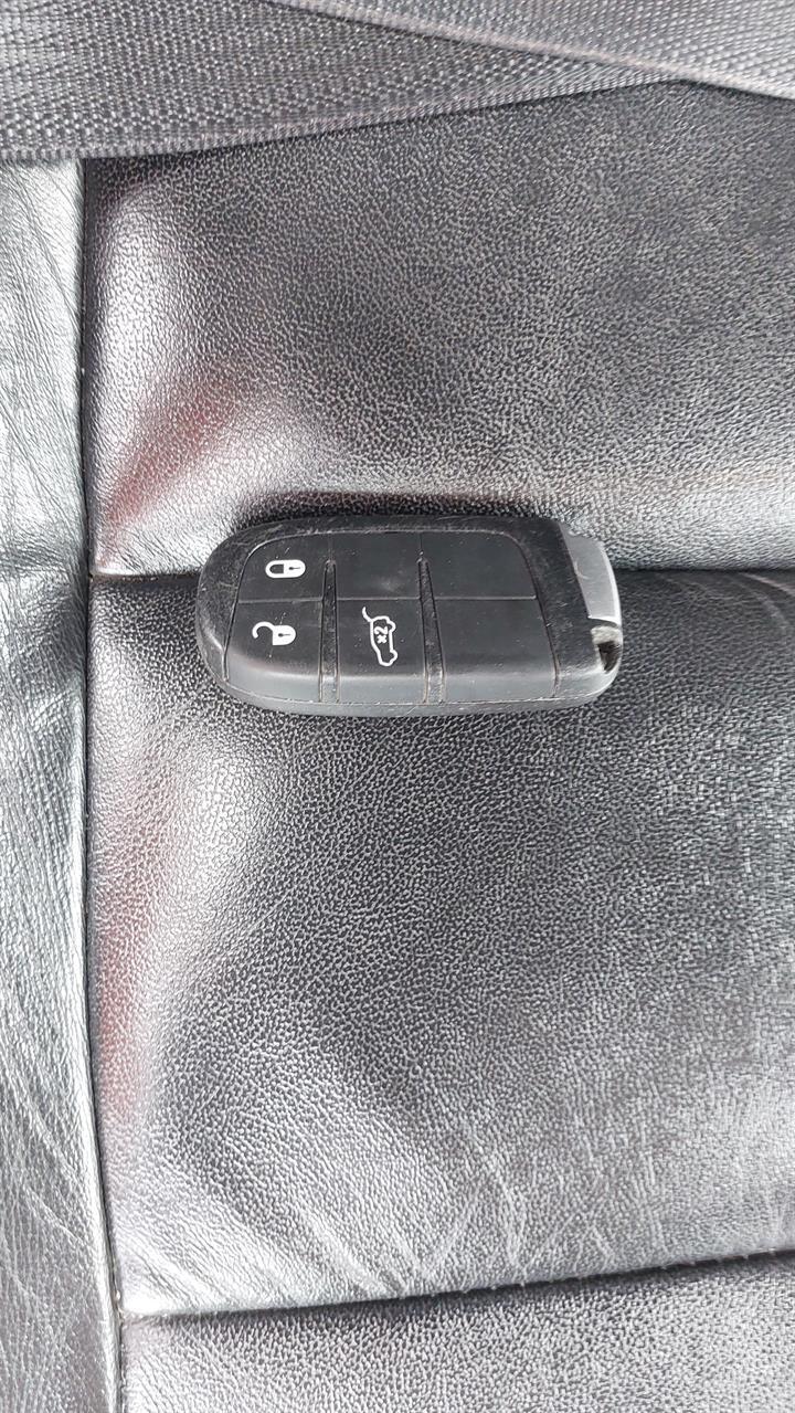 Jeep Grand Cherokee - 4th Gen: WK2 2011-Present