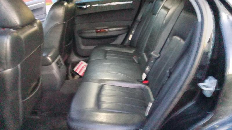 Chrysler 300C - 05-10