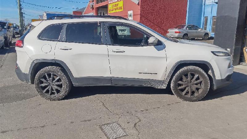 Jeep Cherokee - KL 13-