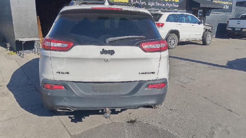 Jeep Cherokee - KL 13-