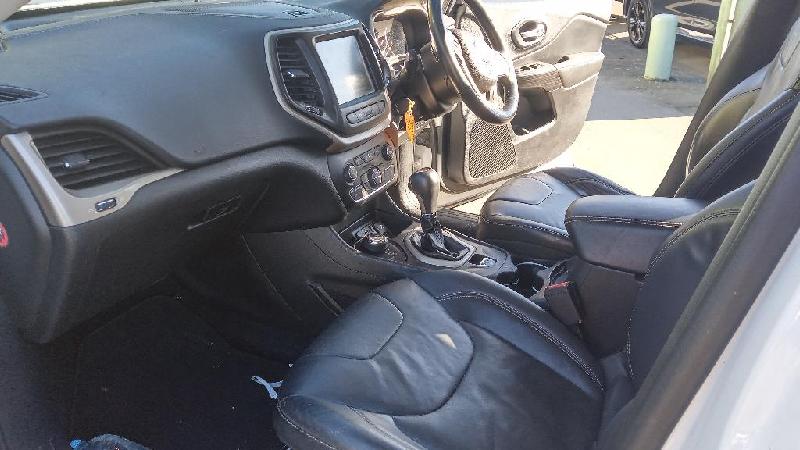 Jeep Cherokee - KL 13-