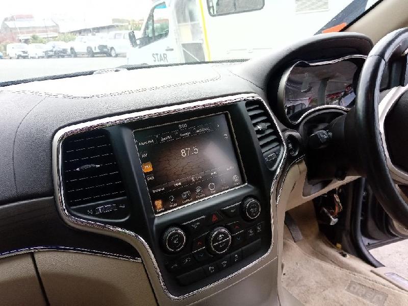 Jeep Grand Cherokee - 4th Gen: WK2 2011-Present