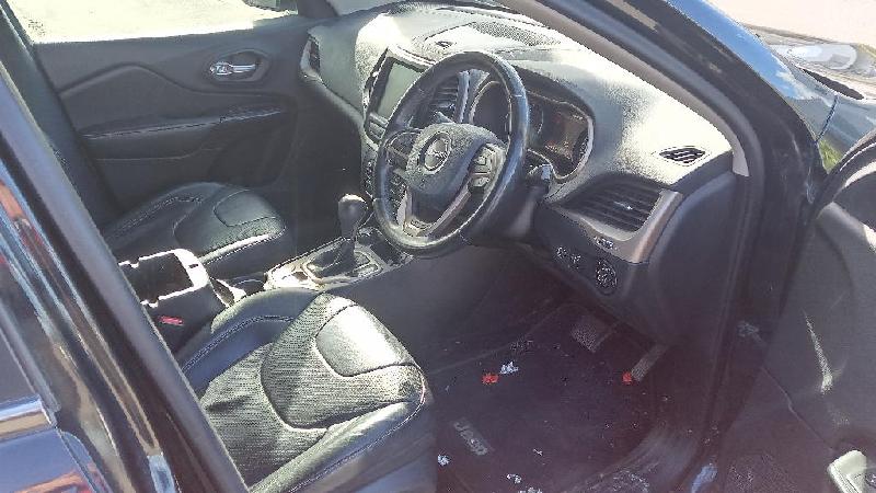 Jeep Cherokee - KL 13-