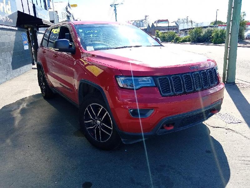 Jeep Grand Cherokee - 4th Gen: WK2 2011-Present