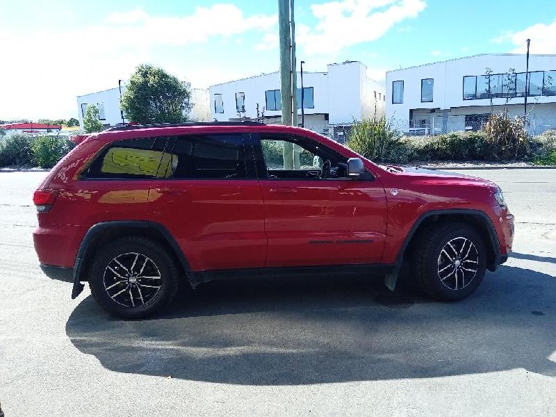 Jeep Grand Cherokee - 4th Gen: WK2 2011-Present
