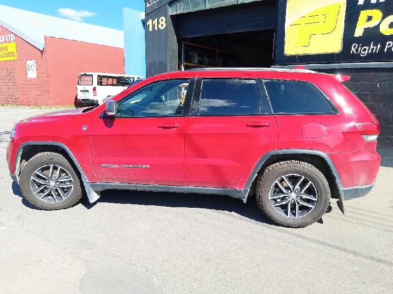 Jeep Grand Cherokee - 4th Gen: WK2 2011-Present