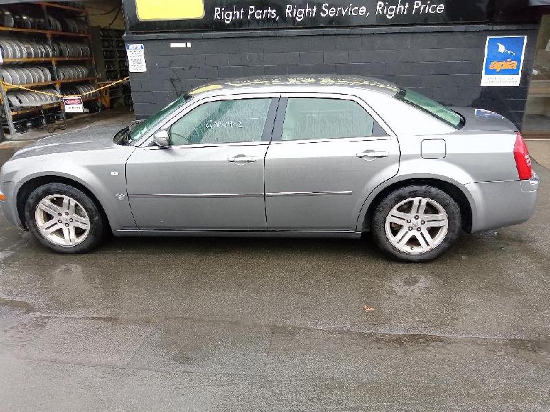Chrysler 300C - 05-10