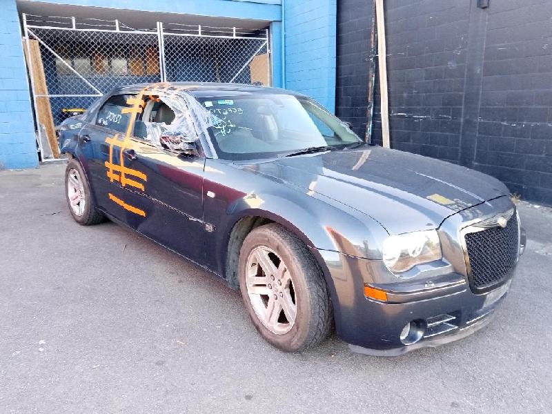 Chrysler 300C - 05-10