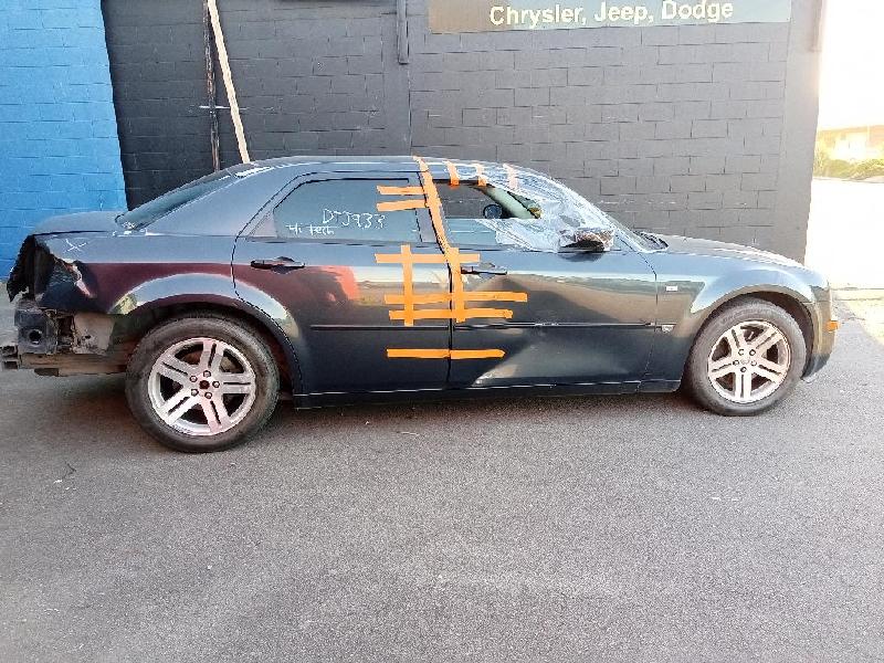 Chrysler 300C - 05-10