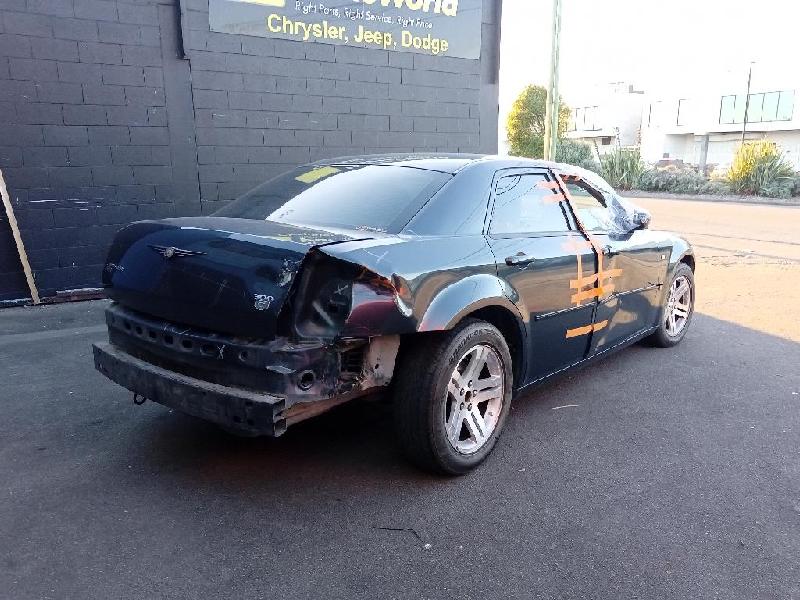Chrysler 300C - 05-10