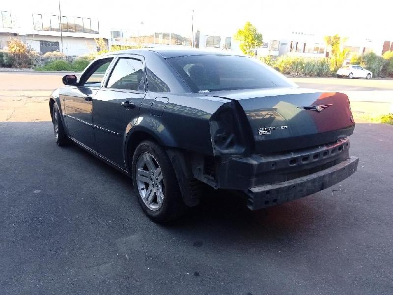 Chrysler 300C - 05-10
