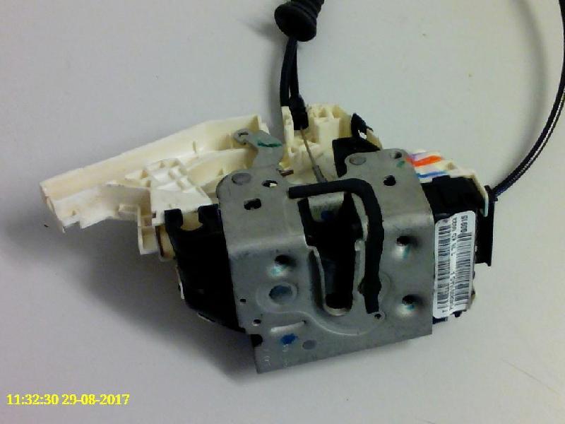 RF Door Lock Mechanism