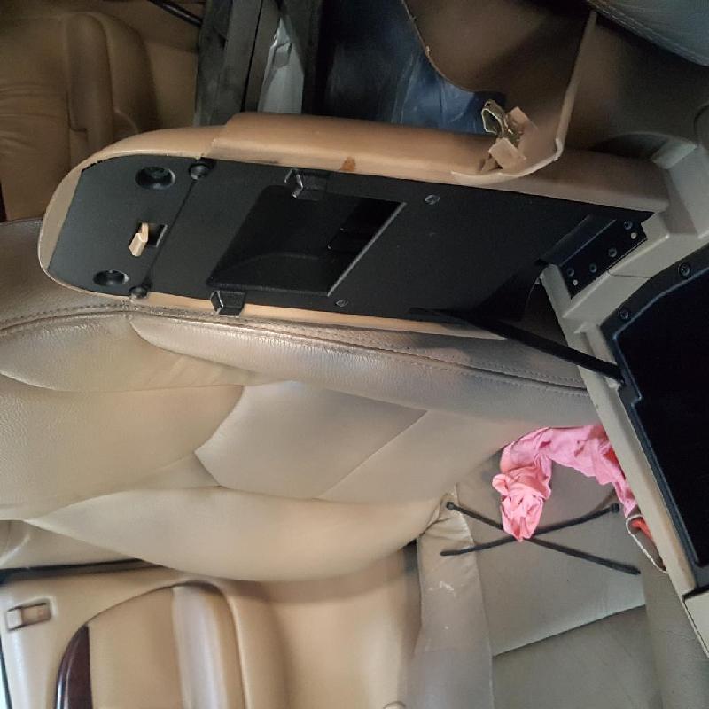 Centre Console Lid Only