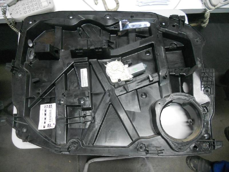 LF Door Elec Regulator