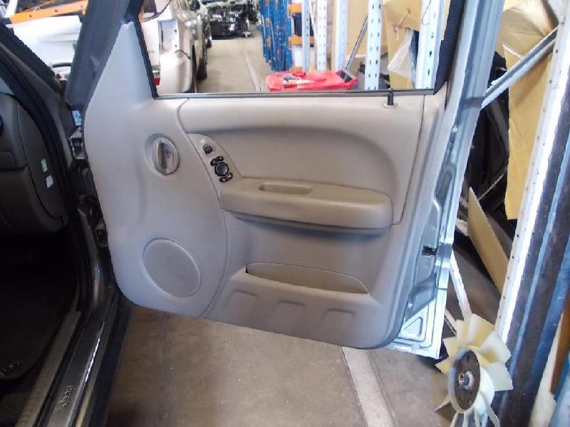 Jeep Cherokee - KJ (Liberty) 2002-2007