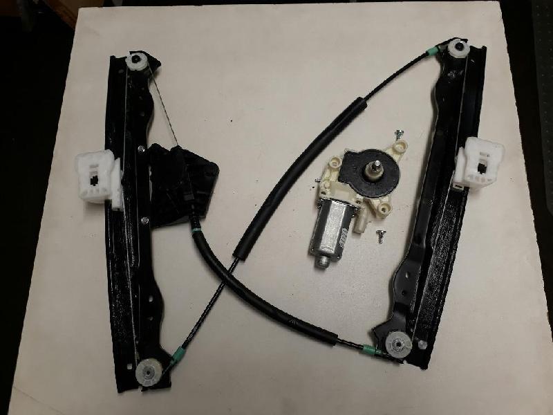 LF Door Elec Regulator