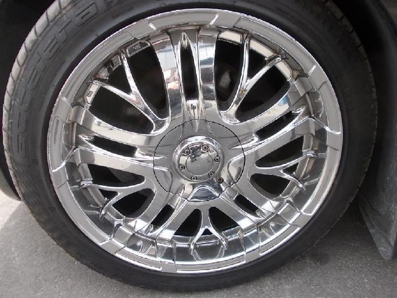 Chrysler 300C - 05-10