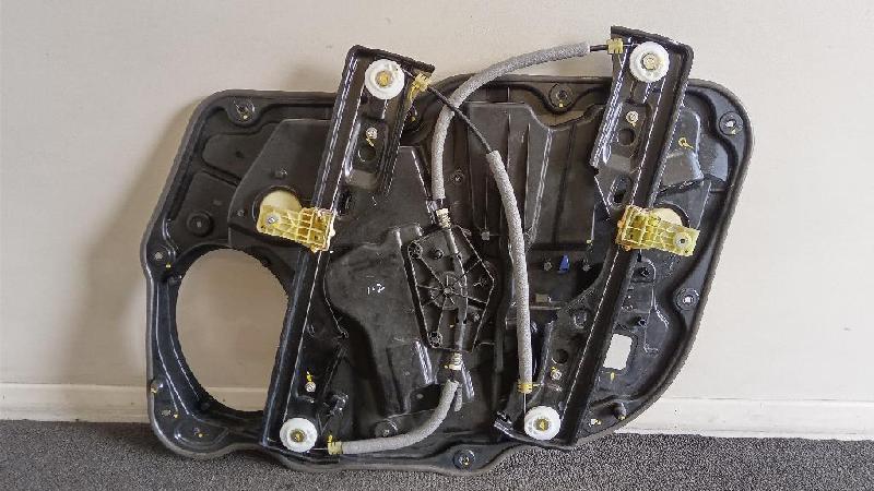 LF Door Elec Regulator