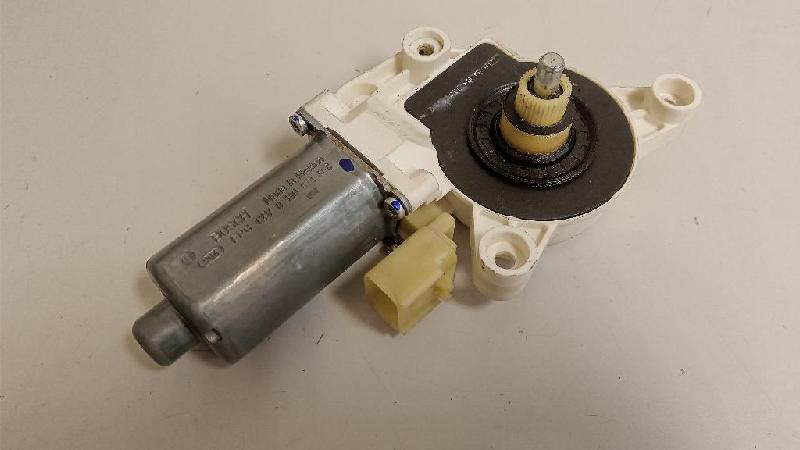 LF Door Elec Regulator