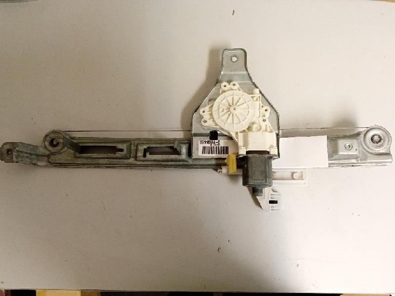 RR Door Elec Regulator