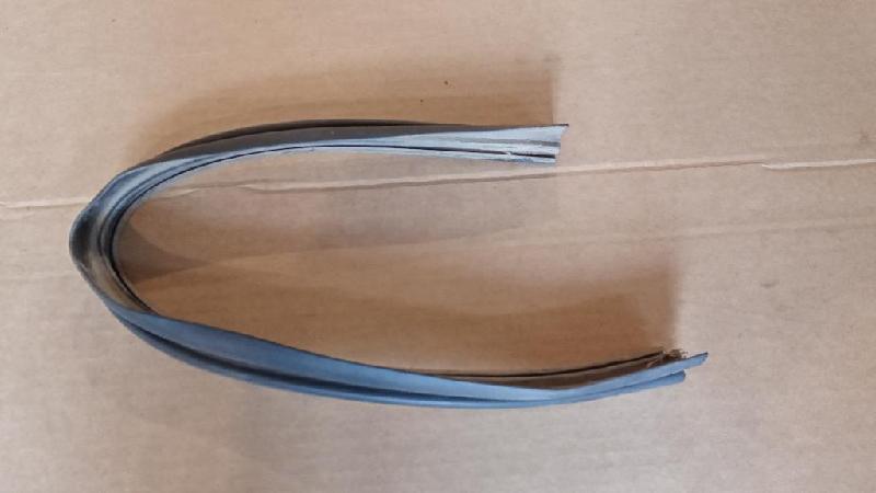 LR Qtr Dog Leg Moulding