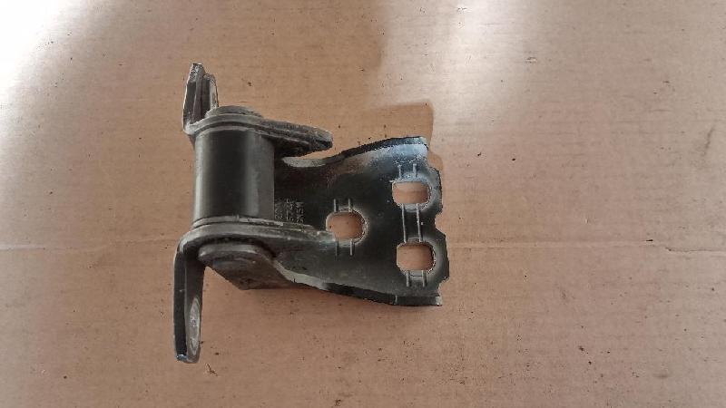 LF Bottom Door Hinge