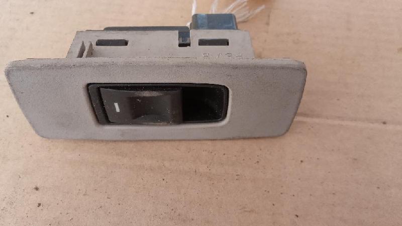 RR Window Switch