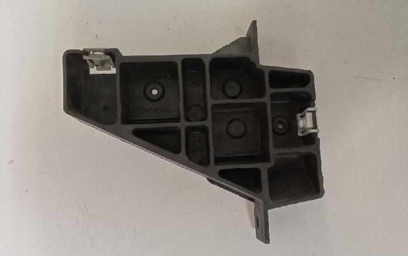 RH Top Radiator Bracket