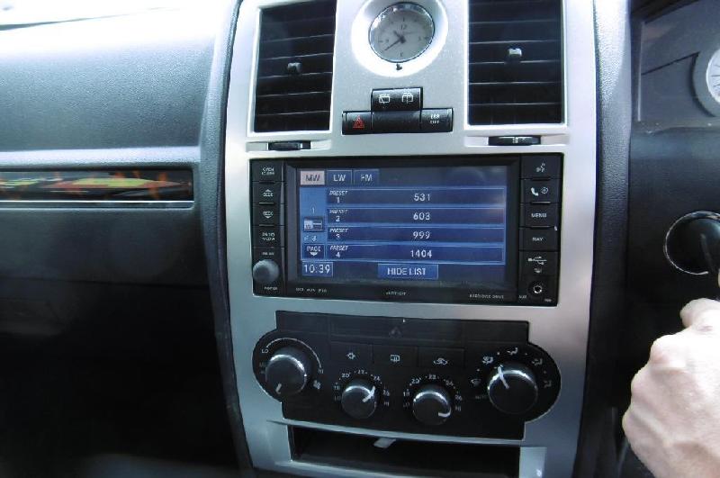 Chrysler 300C - 05-10