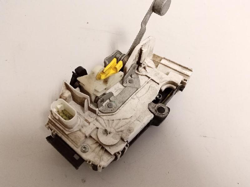 RF Door Lock Mechanism