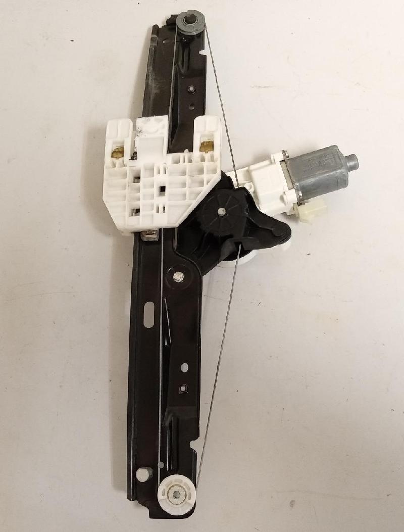 RR Door Elec Regulator