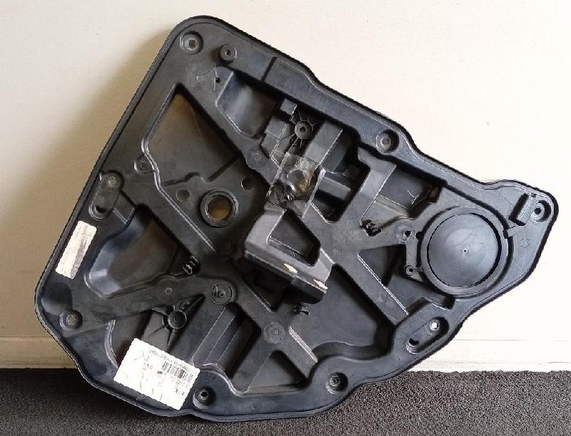 RR Door Elec Regulator