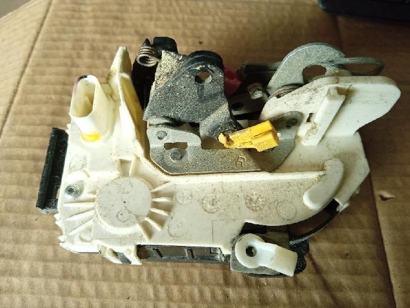 RR Door Lock Mechanism