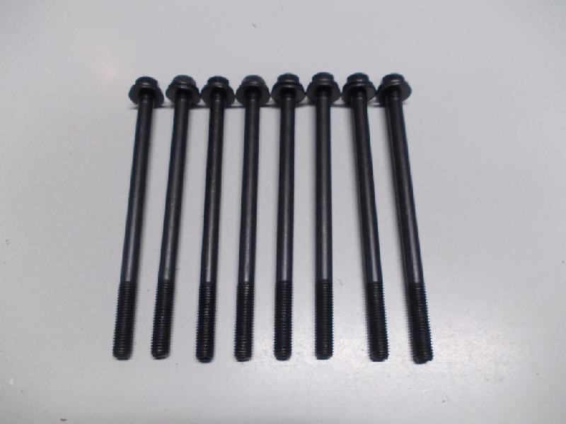 Cylinder Head Bolt Kit