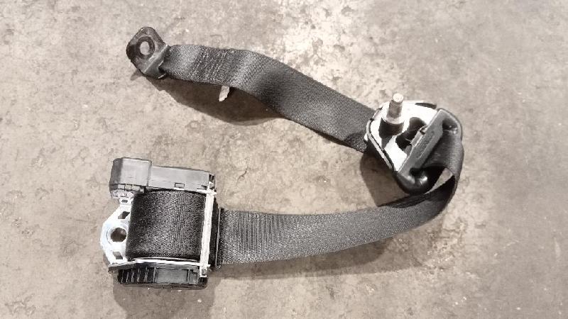 LR  Seat Belt