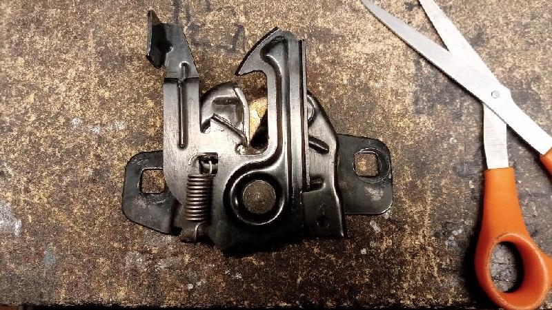 Bonnet Catch ( Lock )