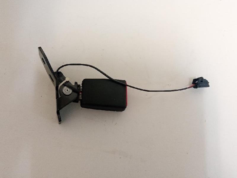 Rear Cen Seat Belt Stalk