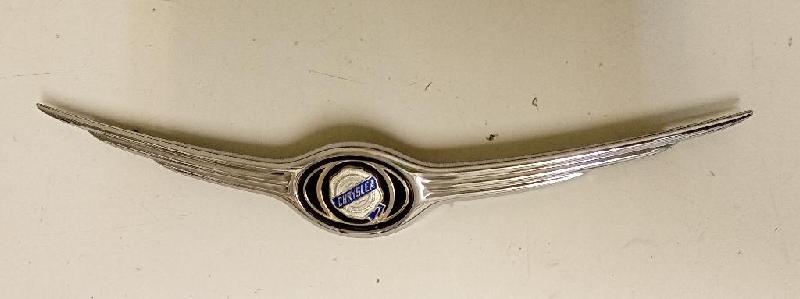 Bonnet Badge