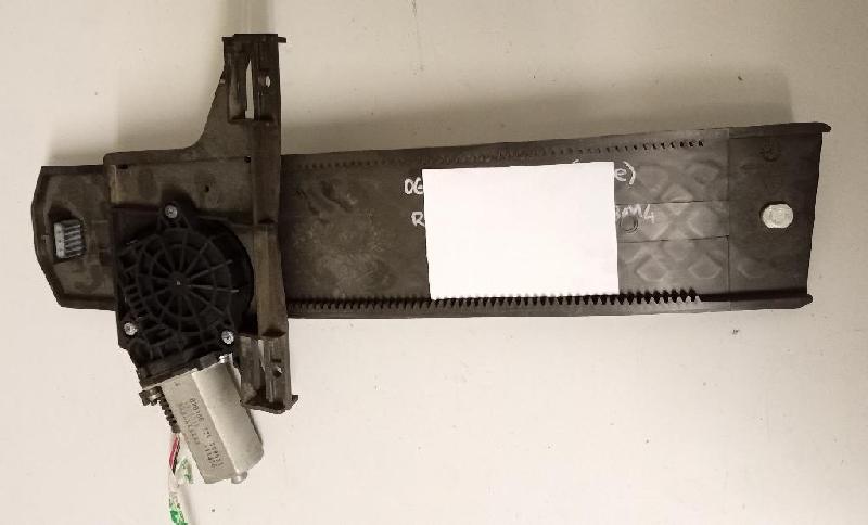 RR Door Elec Regulator