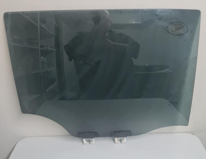 RR Door Glass
