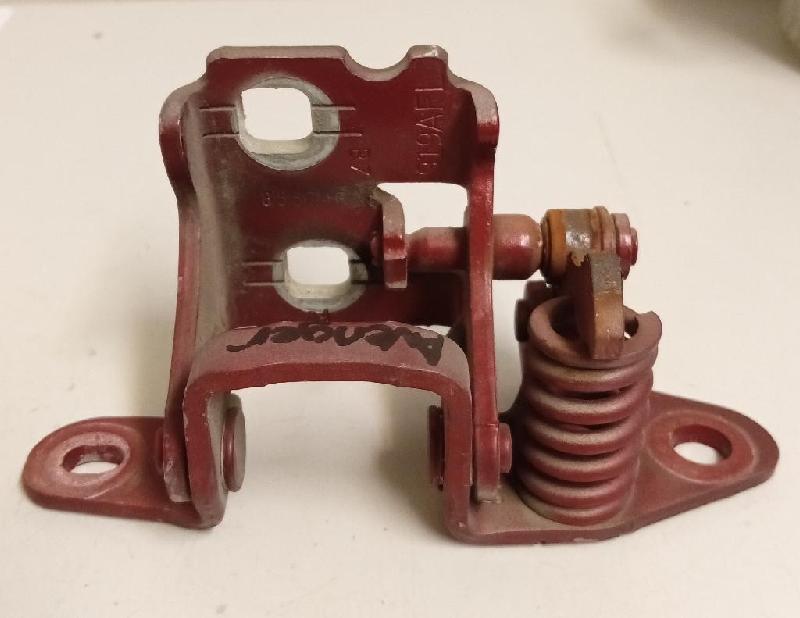 LF Bottom Door Hinge