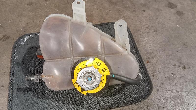 Radiator Pressure Bottle