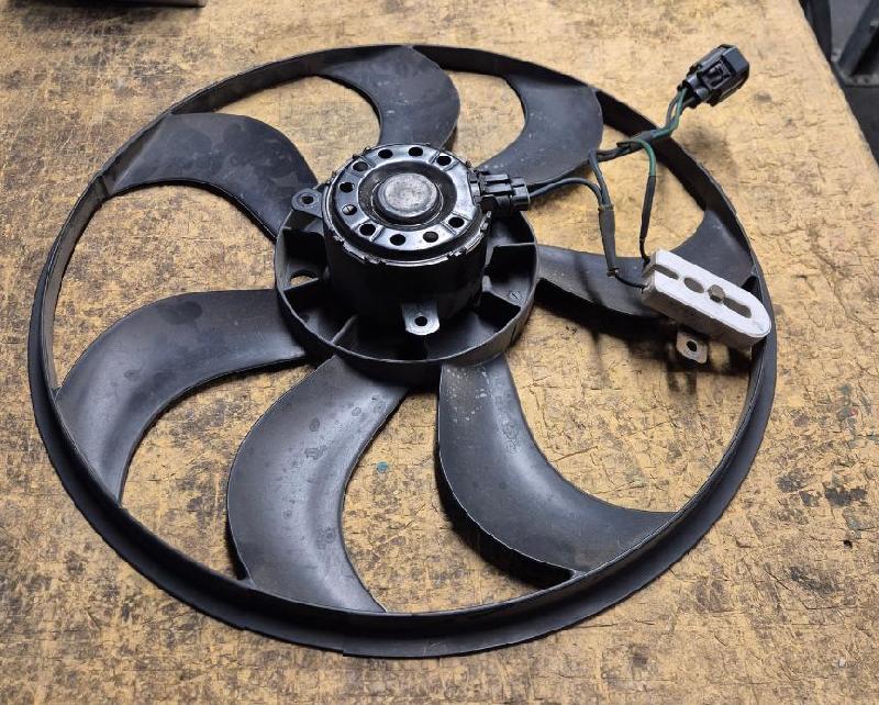 Rad Electric Fan Assy