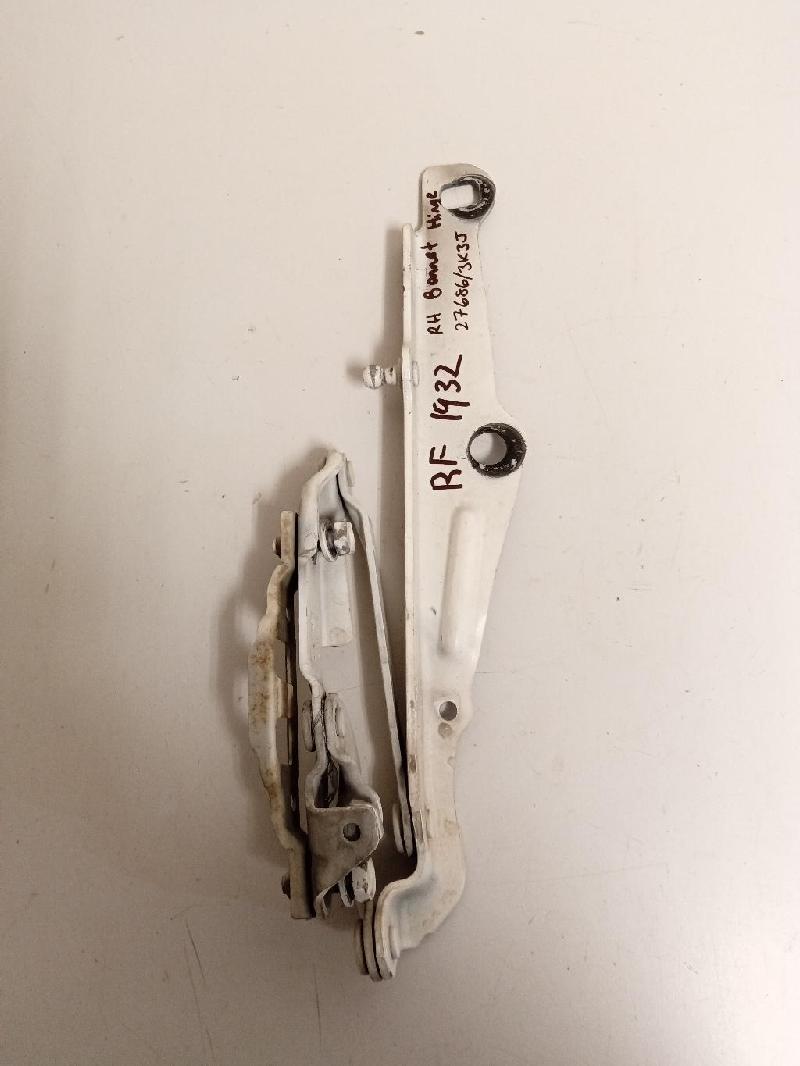 RH Bonnet Hinge