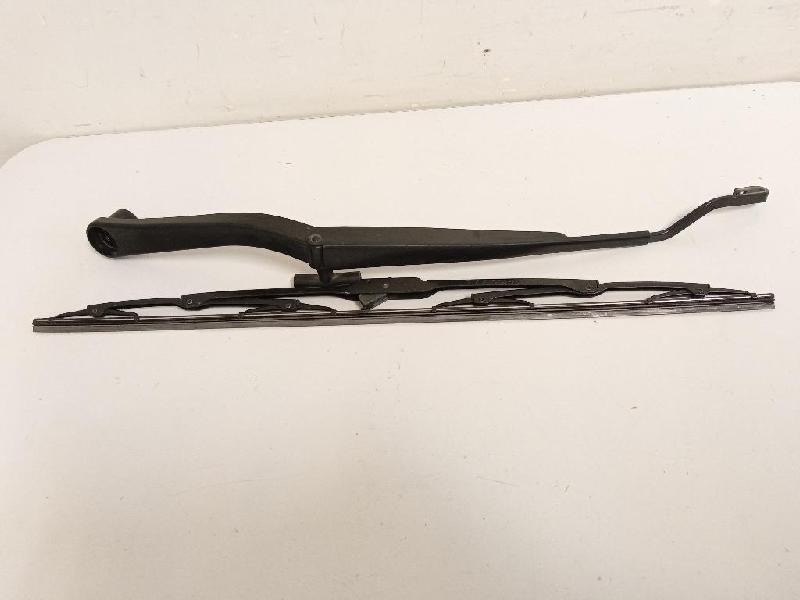 RF Wiper Arm
