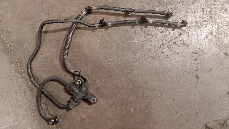 Fuel Injector Pipe/Rail